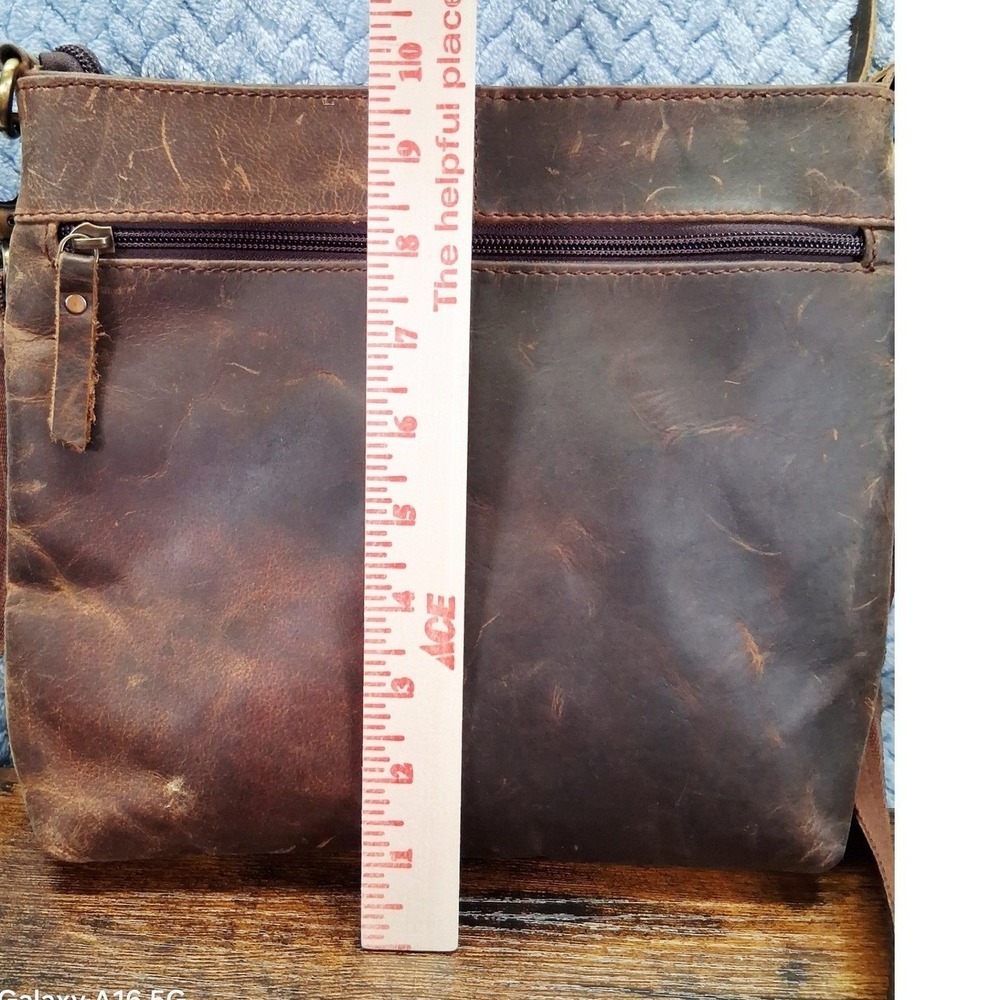 Distressed Brown Leather Crossbody Bag Multi Pocket Messenger Purse Cowgirl Boho - Picture 5 of 12